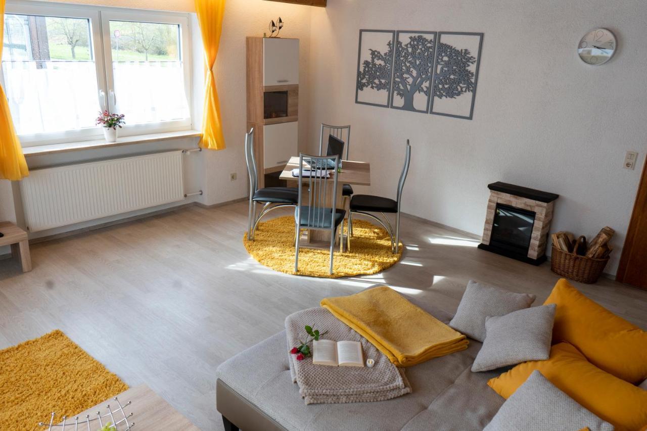Ferienwohnung Hertreiter In Dingolfing 110Qm Exterior photo