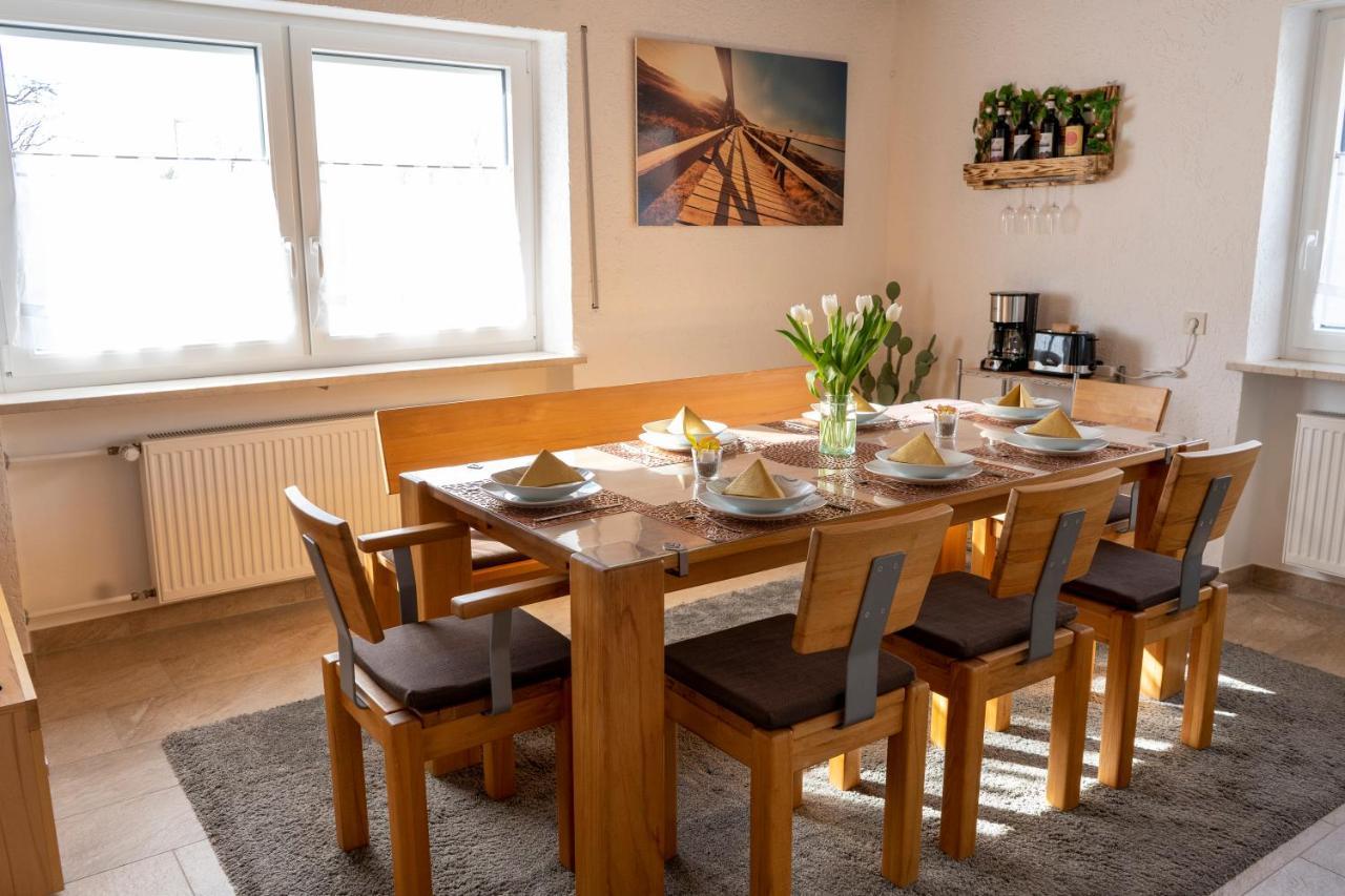 Ferienwohnung Hertreiter In Dingolfing 110Qm Exterior photo